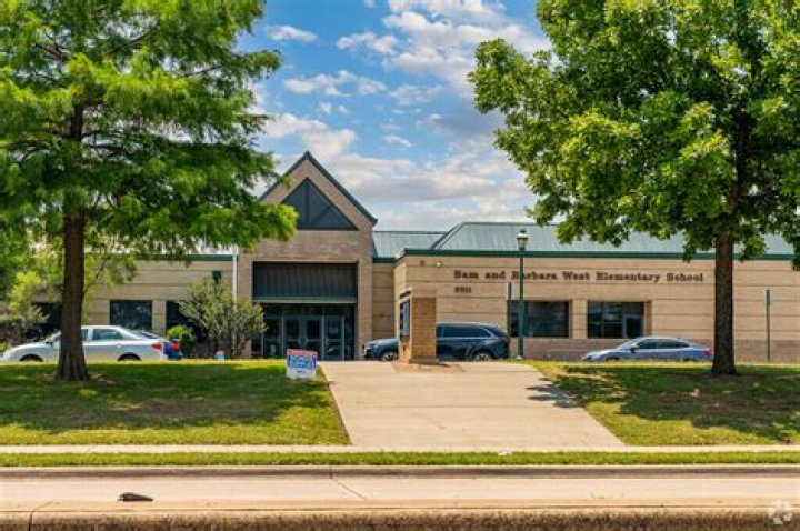 West Elementary School - Grand Prairie