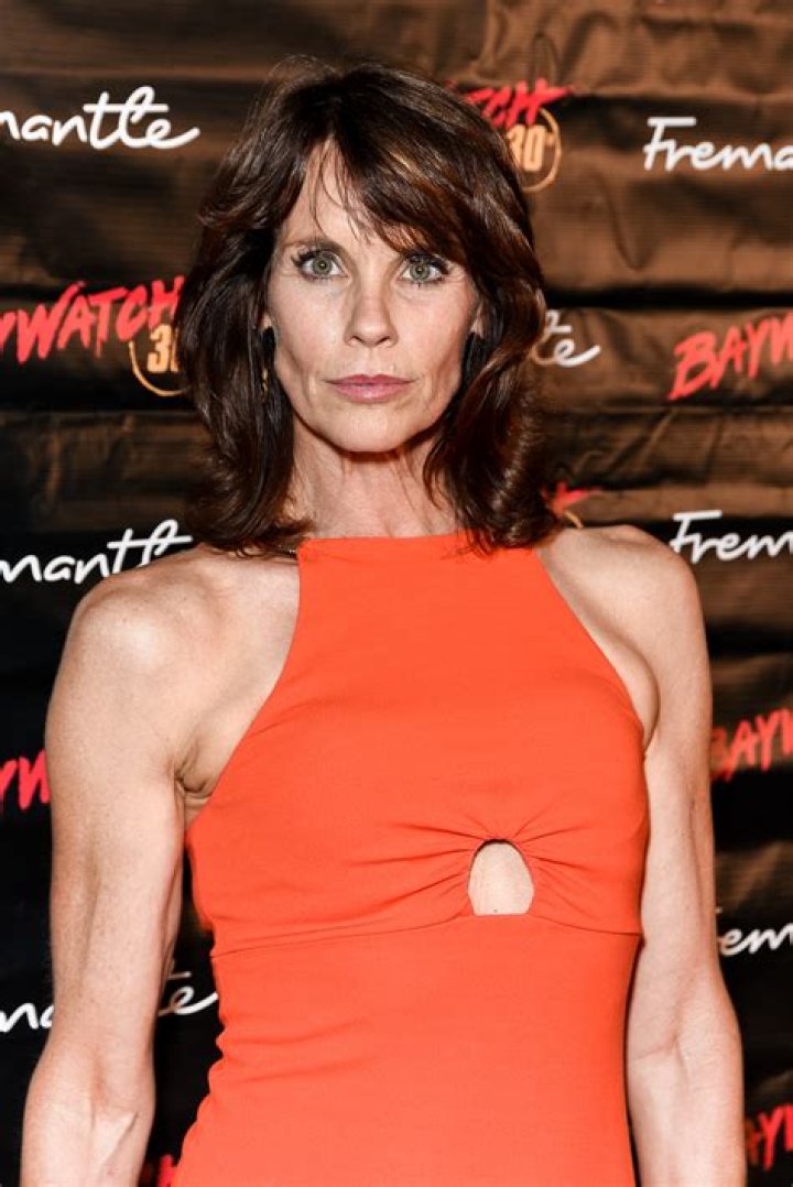 What is Alexandra Paul Net Worth 2024: Salary, Income and Investment Insights