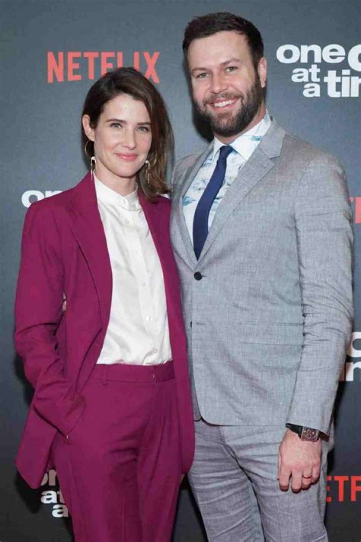 What is Cobie Smulders Net Worth 2024: Wiki, Real Name, Age, Height, Family