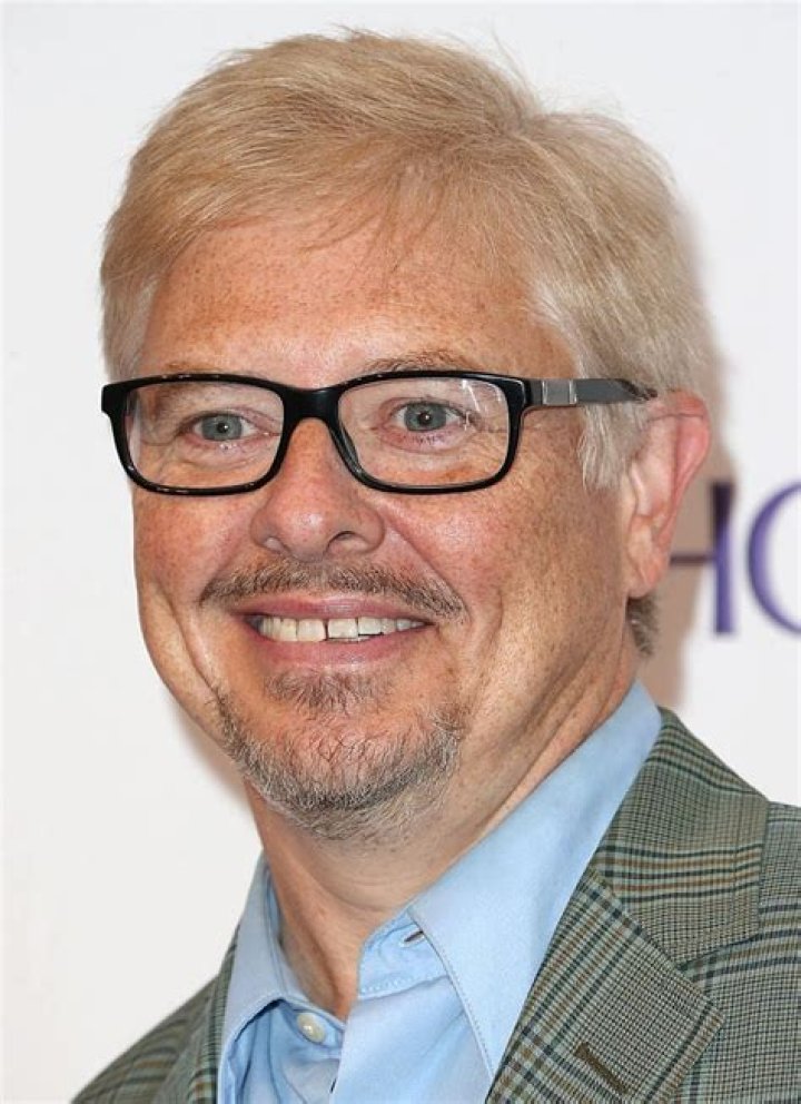 What is Dave Foley Net Worth 2024: Wiki, Real Name, Age, Height, Family