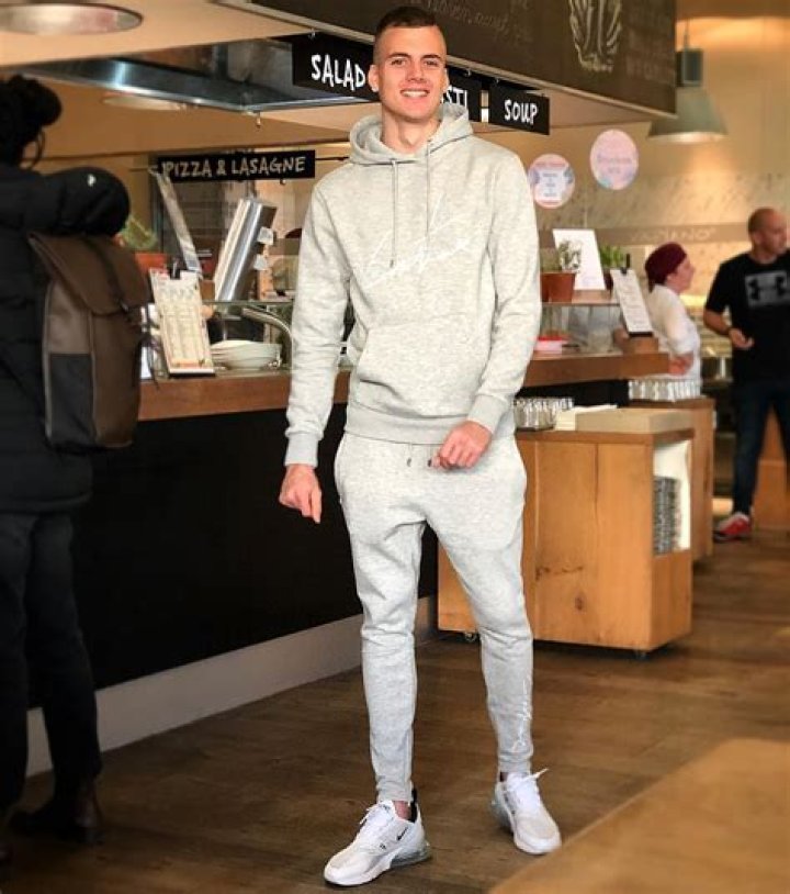 What is Ivan Ilic Net Worth 2024: Bio, Age, Height, Family, Music Style, And More