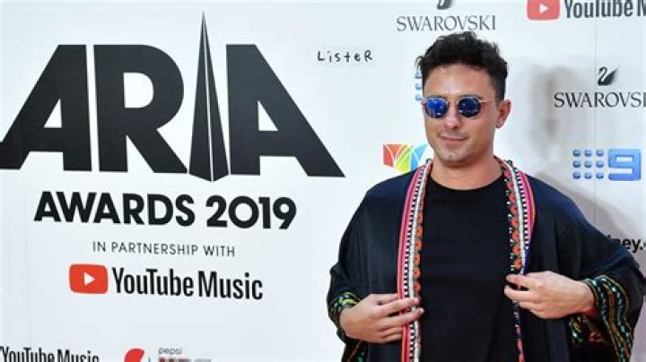 What is Oli Frost Net Worth 2024: Wiki, Real Name, Age, Height, Family