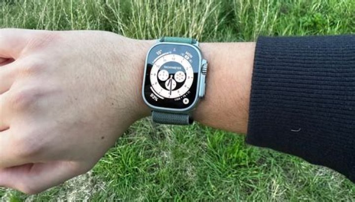 What’s the Cheapest Data Plan for an Apple Watch?