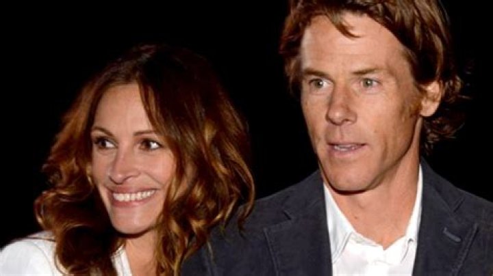 When Julia Roberts Married Richard Gere: A Hollywood Love Story