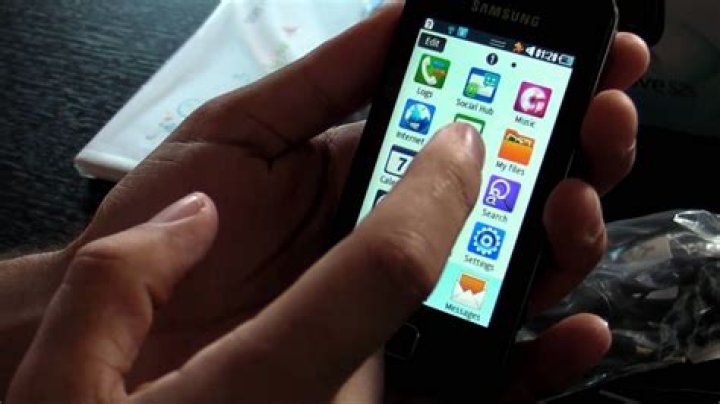 Where do I download apps for my Samsung Wave 525?