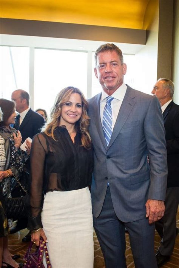 Which actress did Troy Aikman date? Exploring Cowboys legend's relationship history
