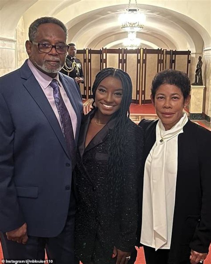Who Are Simone Ashley’s Parents? Know Her Age And Height