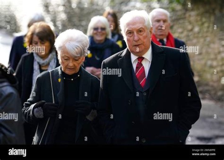 Who Is Gareth Edwards’ Wife Maureen Edwards?
