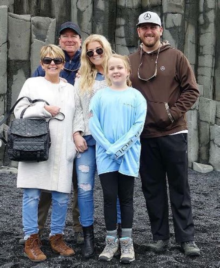 Who Is Madelaine Brockway? Parents And Husband Net Worth
