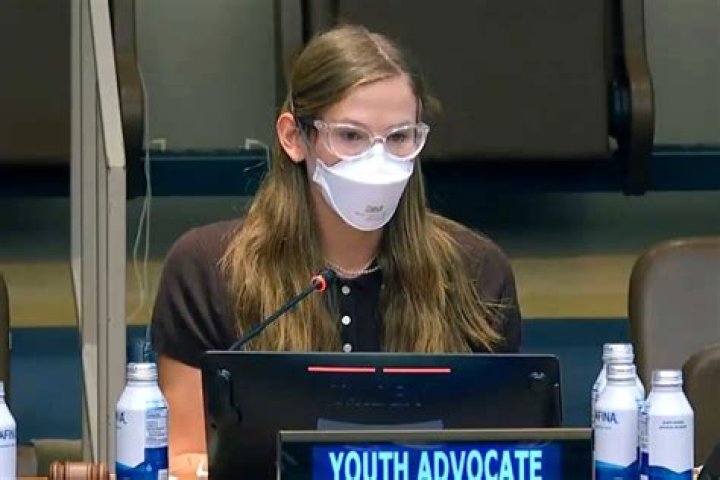 Why Is Violet Affleck Wearing A Mask? Understanding The Context