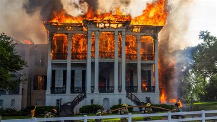 	WOMAN DISAPPEARS AS HER HOUSE BURNS	