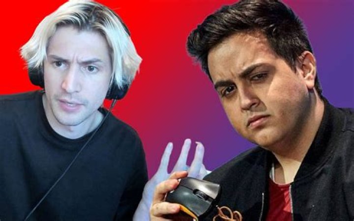 xQc and Pokelawls hilariously re-enact Alinity's selfie fail