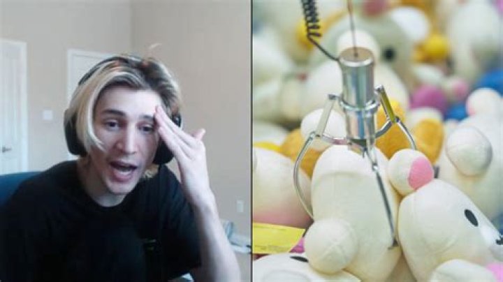 xQc rages after being 