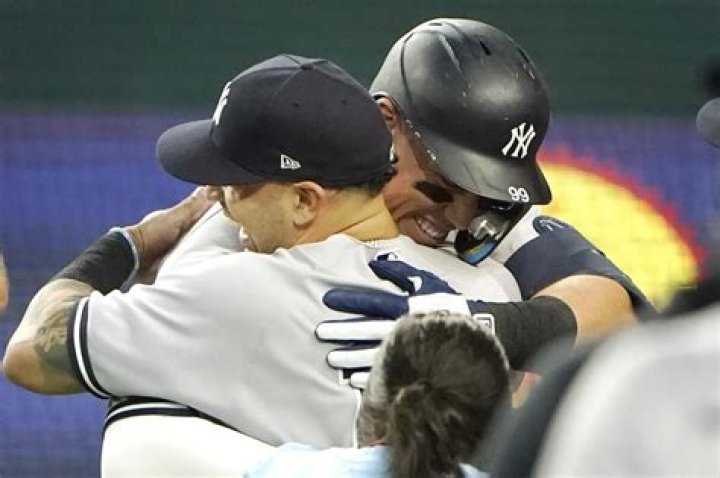 Yankees star Judge hits 62nd homer to break Maris’ AL record