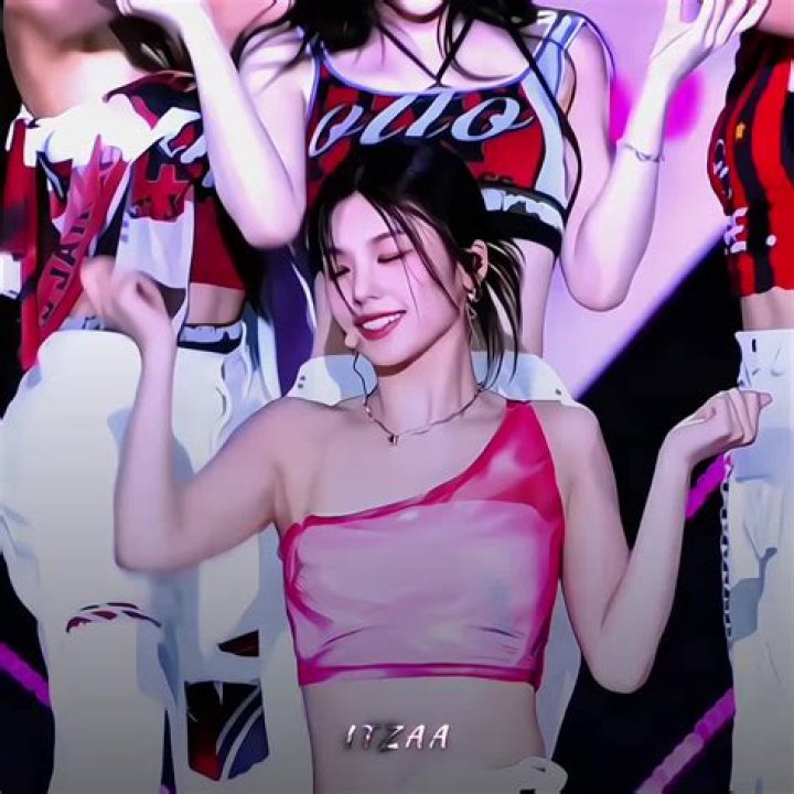 Yeji Visual: The Rising Star Of K-Pop
